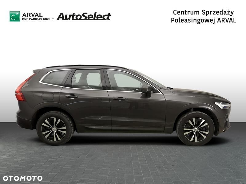 Volvo XC 60 B4 B Momentum Pro - 7