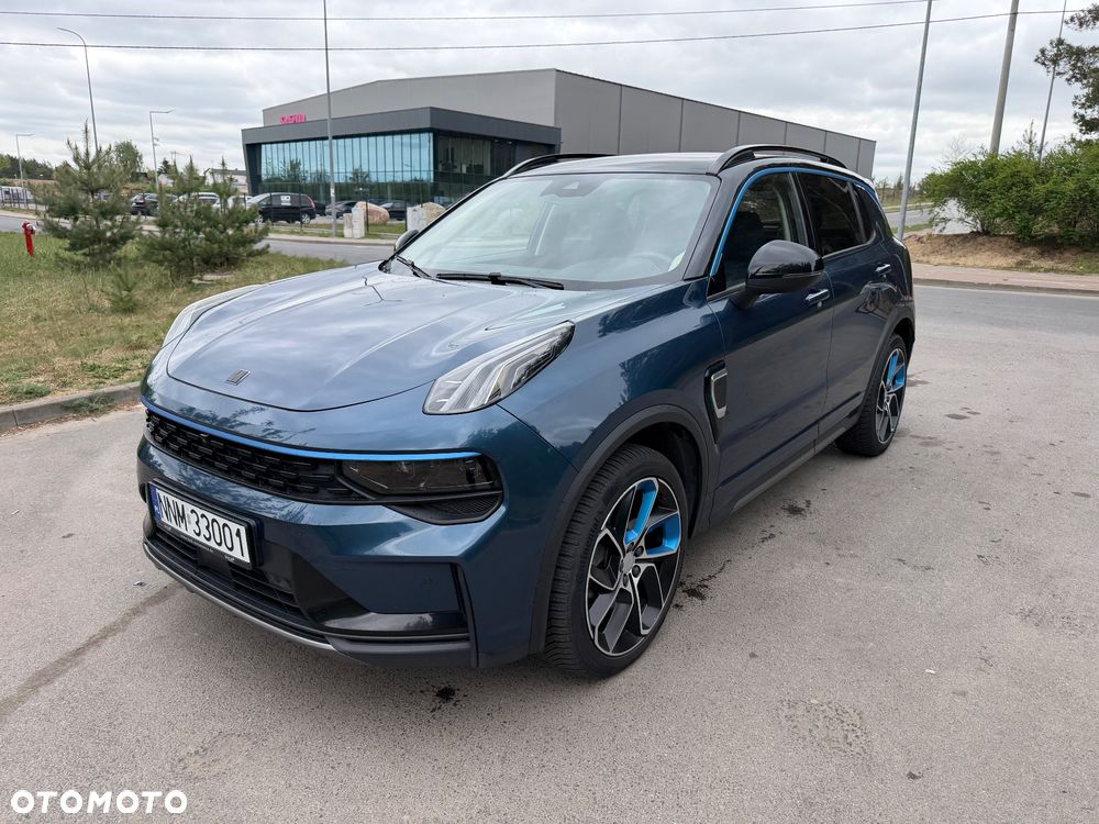 Lynk & Co 01 - 1