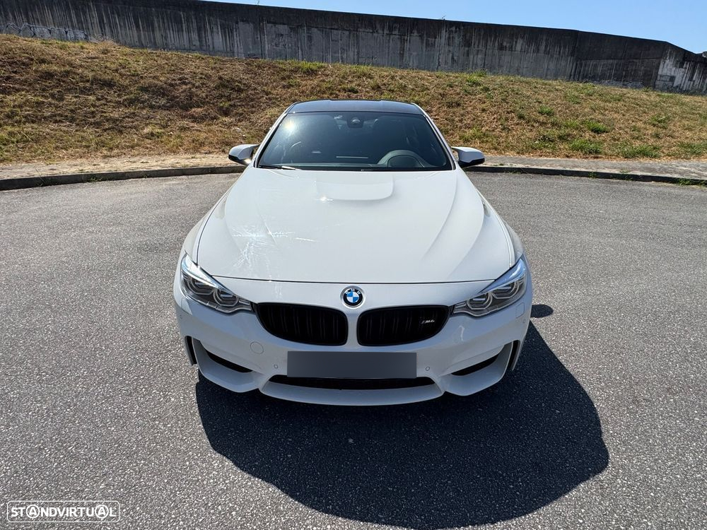 BMW M4 Auto - 2