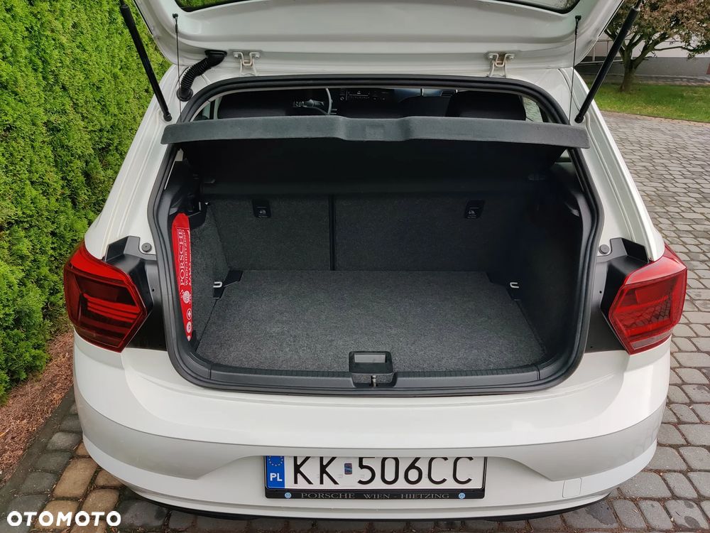 Volkswagen Polo - 22