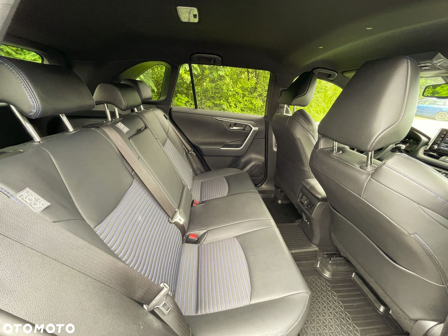 Toyota RAV4 - 12