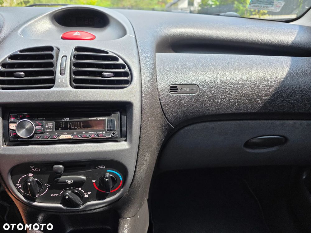 Peugeot 206 1.4 X-Line - 14