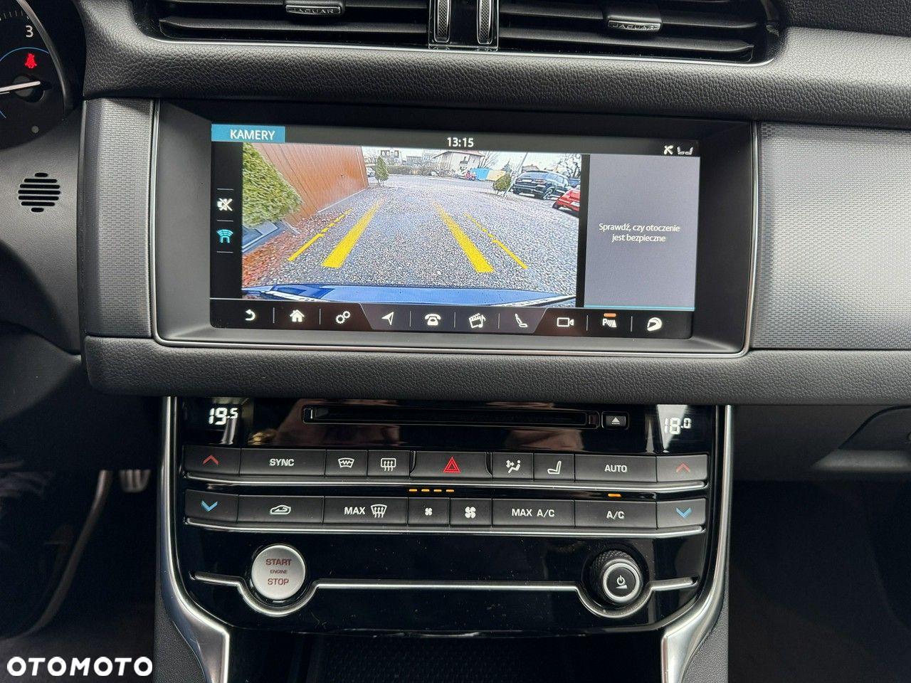 Jaguar XF 2.0 i4D AWD R-Sport - 22