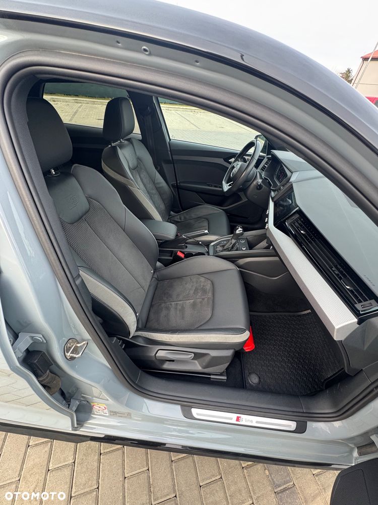 Audi A1 Sportback 35 TFSI S-Line S tronic - 13