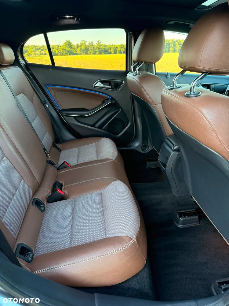 Mercedes-Benz GLA 200 CDI 7G-DCT Edition 1 - 10