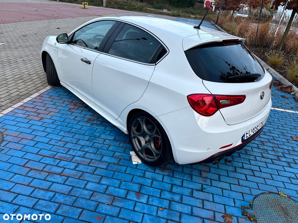 Alfa Romeo Giulietta - 7
