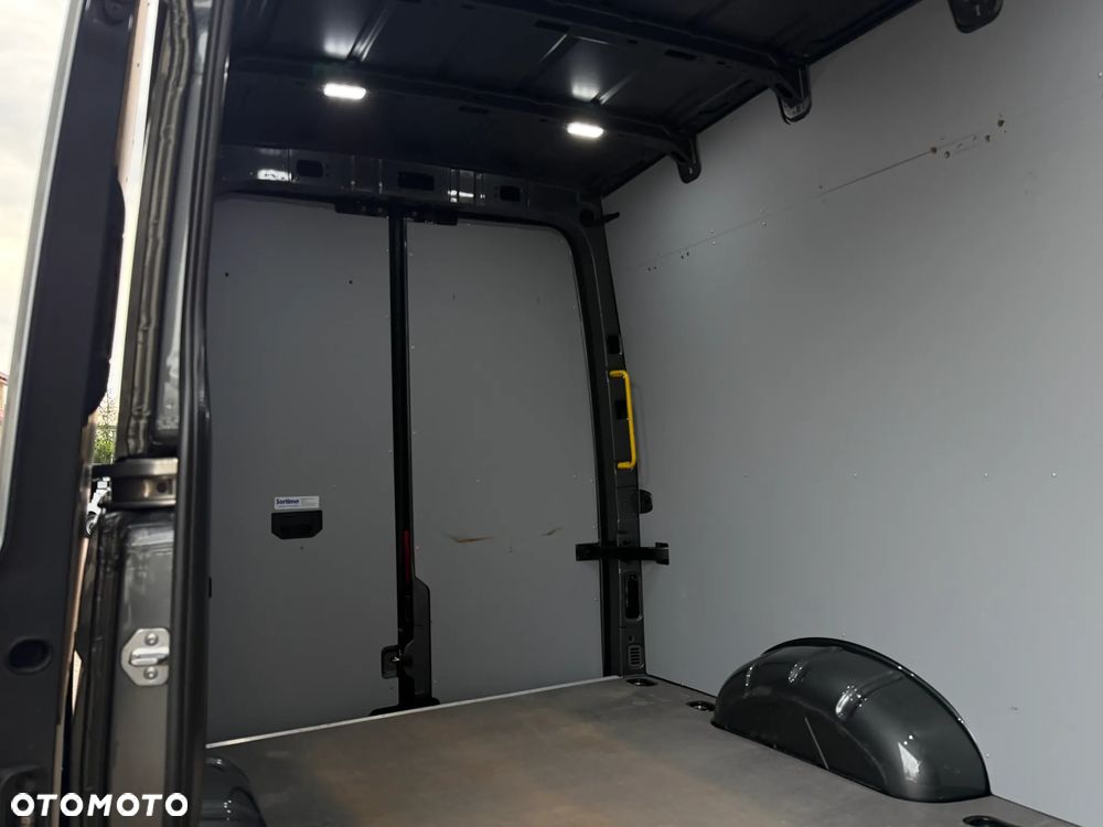 Volkswagen Crafter L2H2 - 14