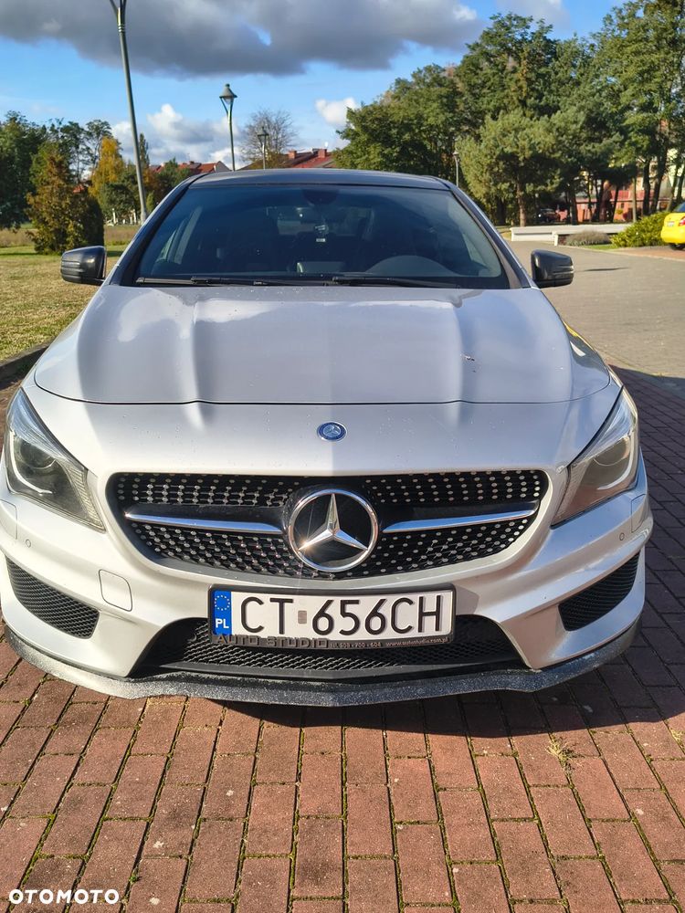 Mercedes-Benz CLA 250 4-Matic AMG Line - 2