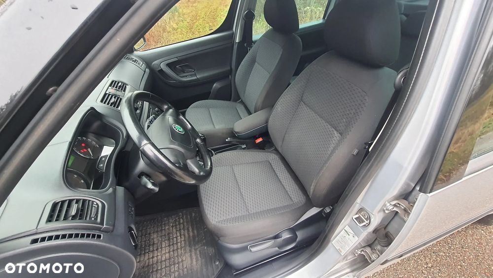 Skoda Roomster 1.2 TSI Ambition - 25