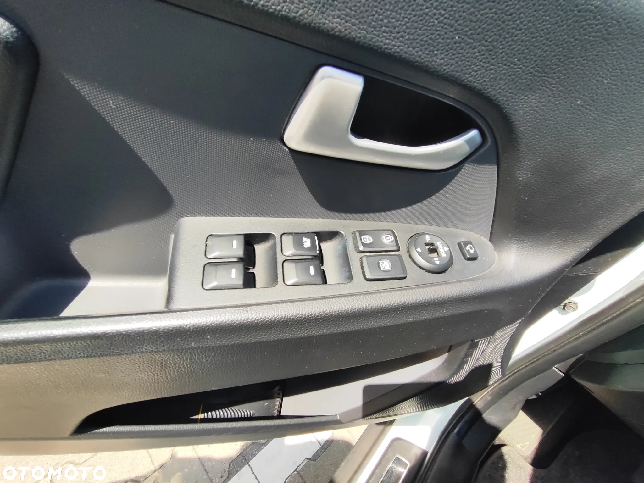 Kia Sportage 1.6 GDI L 2WD - 17