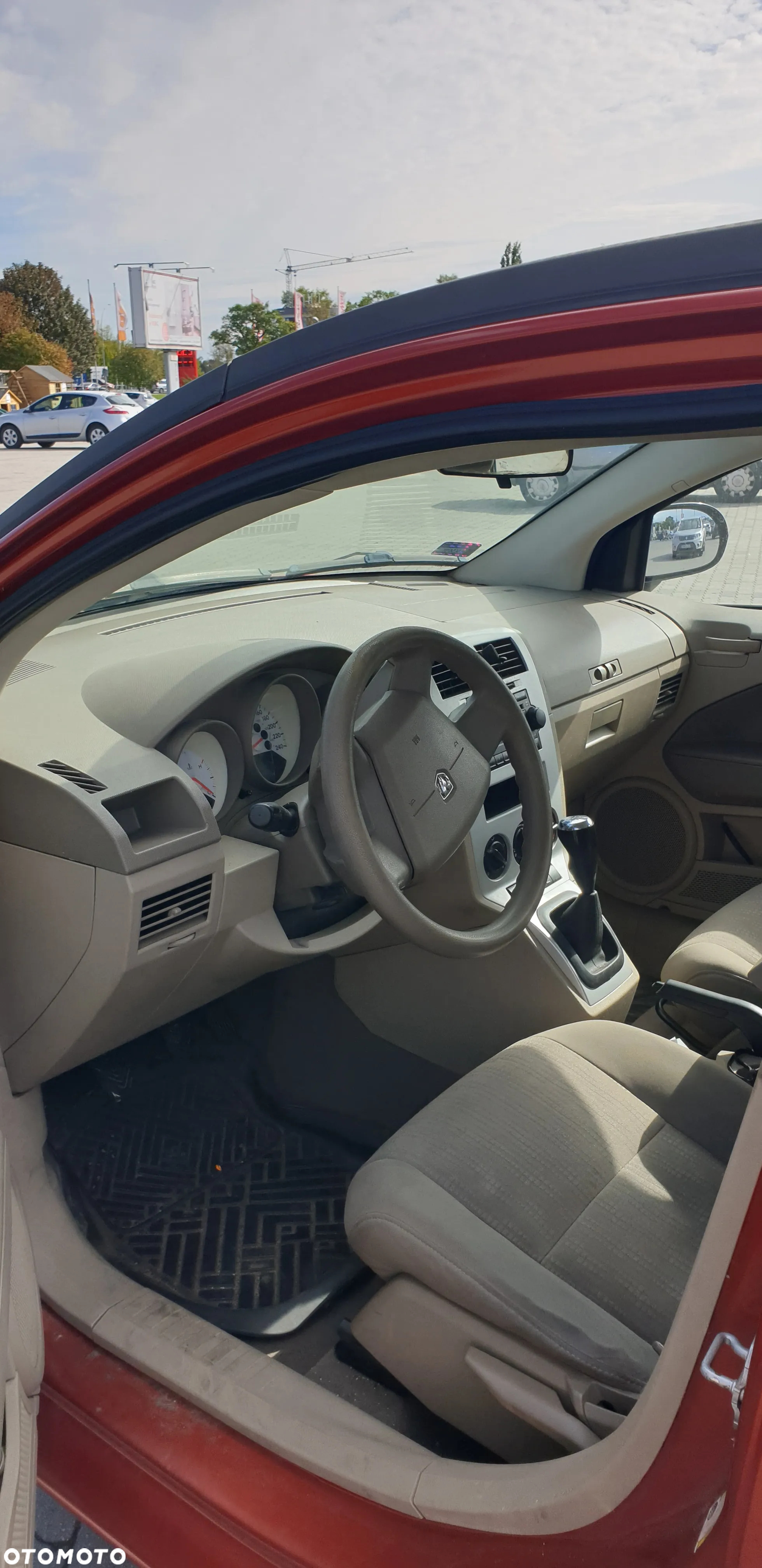 Dodge Caliber - 6