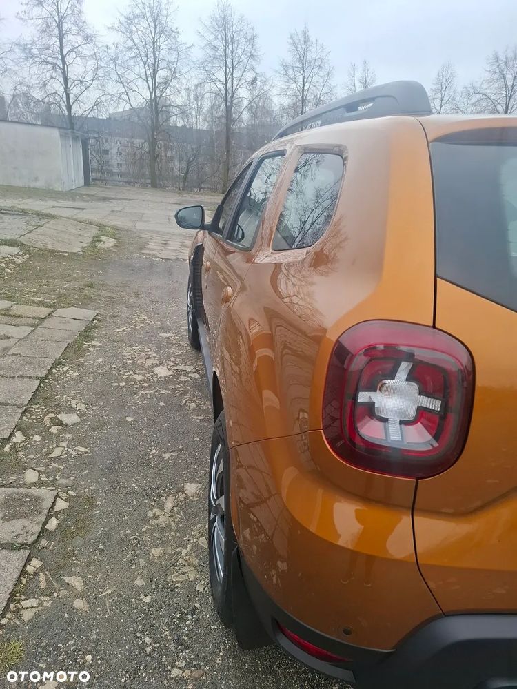 Dacia Duster 1.6 SCe Urban Explorer S&S - 26