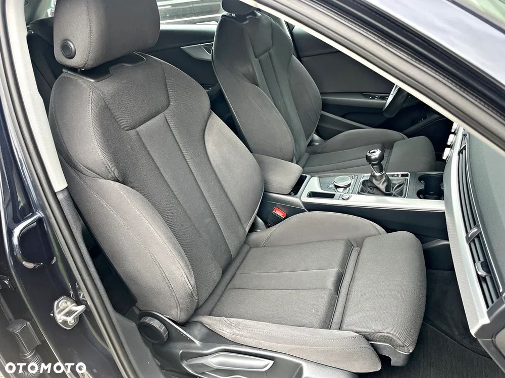 Audi A4 Avant 2.0 TDI ultra sport - 27