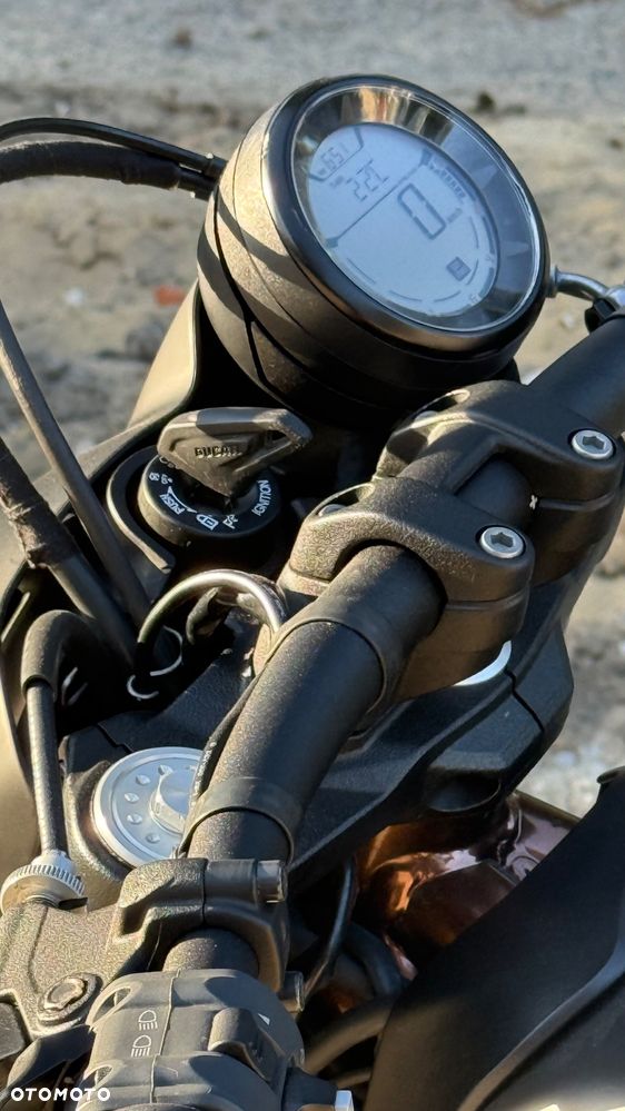 Ducati Scrambler - 9