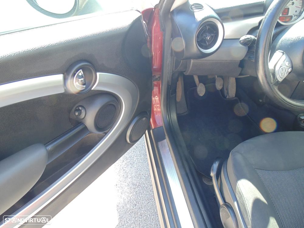 MINI 3 Portas Cooper D - 21