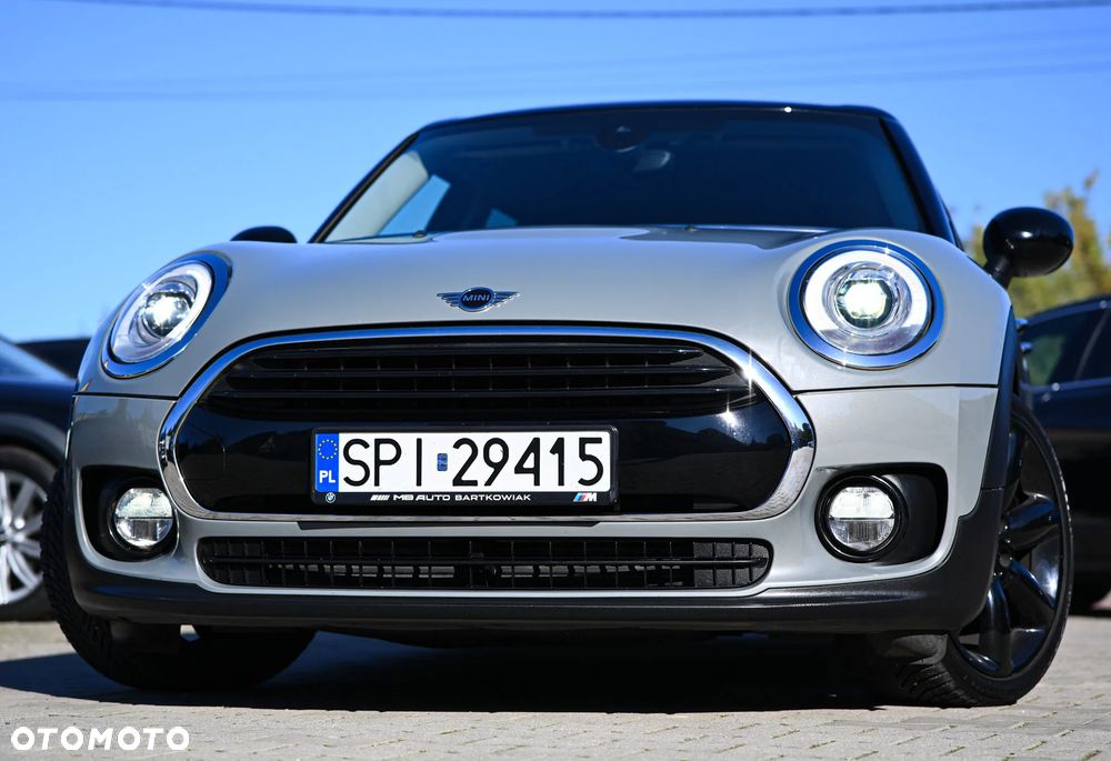 MINI Clubman Cooper Essential Trim - 26