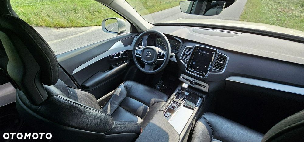 Volvo XC 90 - 17