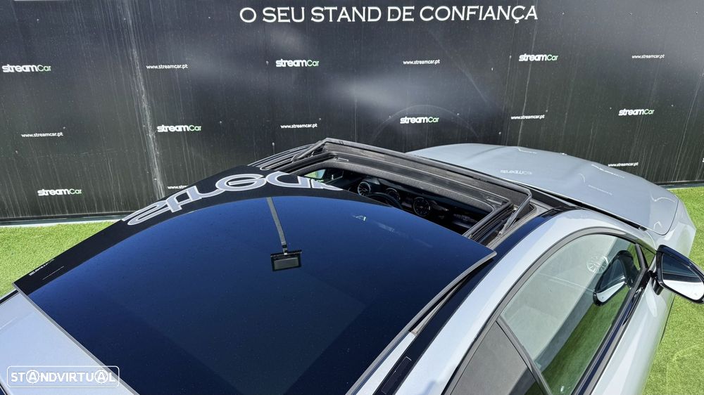Mercedes-Benz E 220 d 9G-TRONIC AMG Line - 10