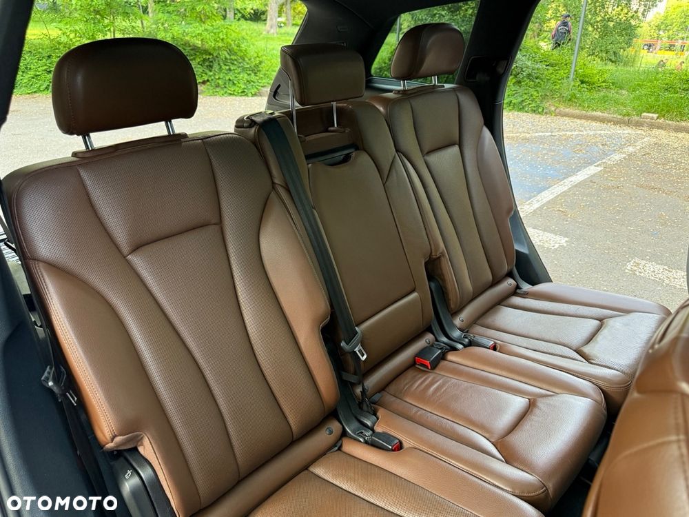 Audi Q7 - 13