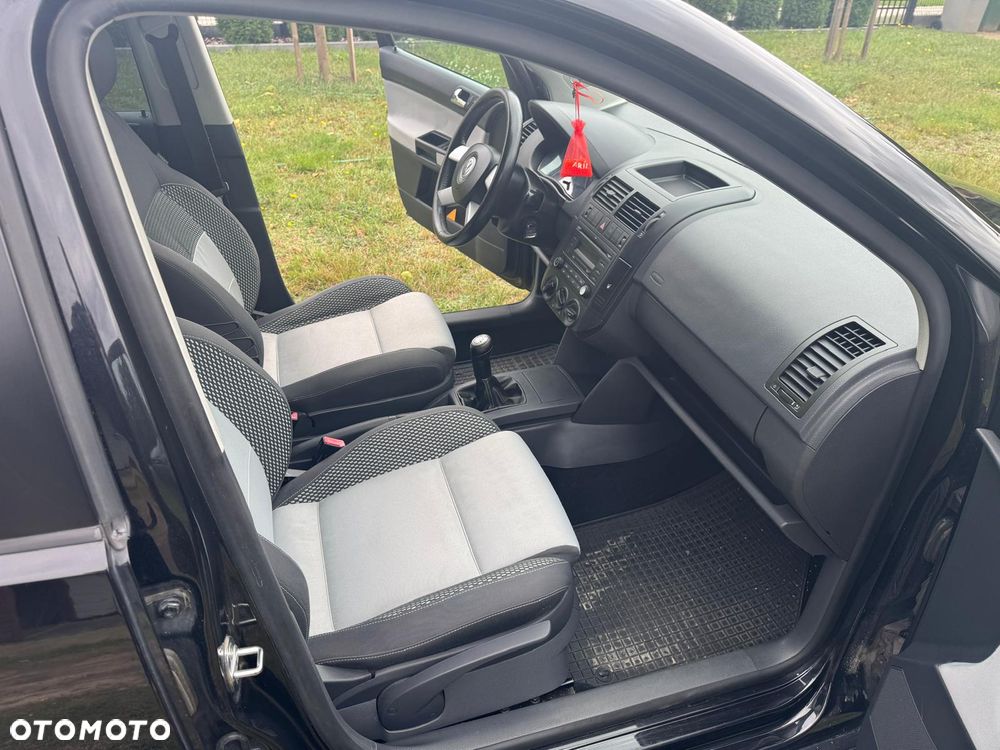 Volkswagen Polo Cross - 11
