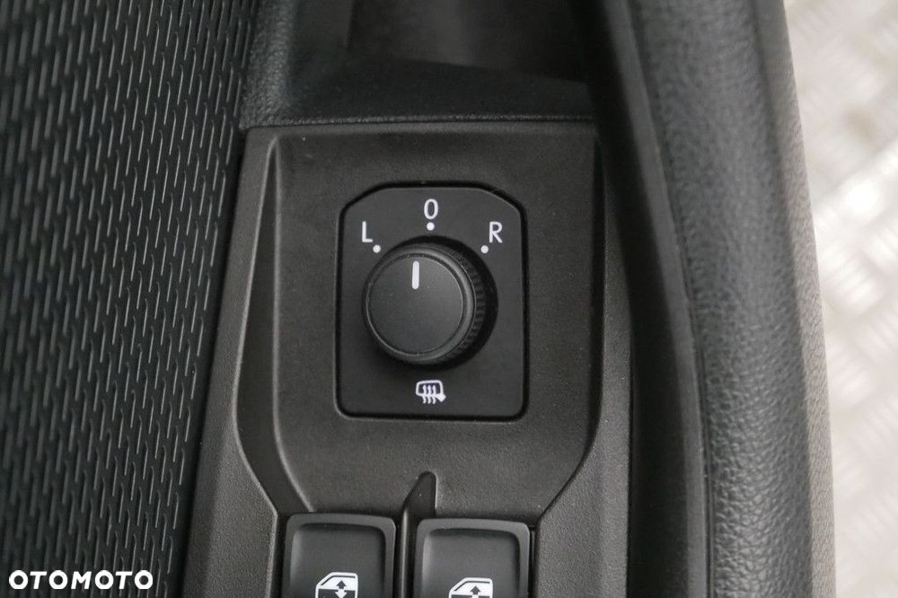 Skoda Octavia 2.0 TDI Ambition DSG - 25