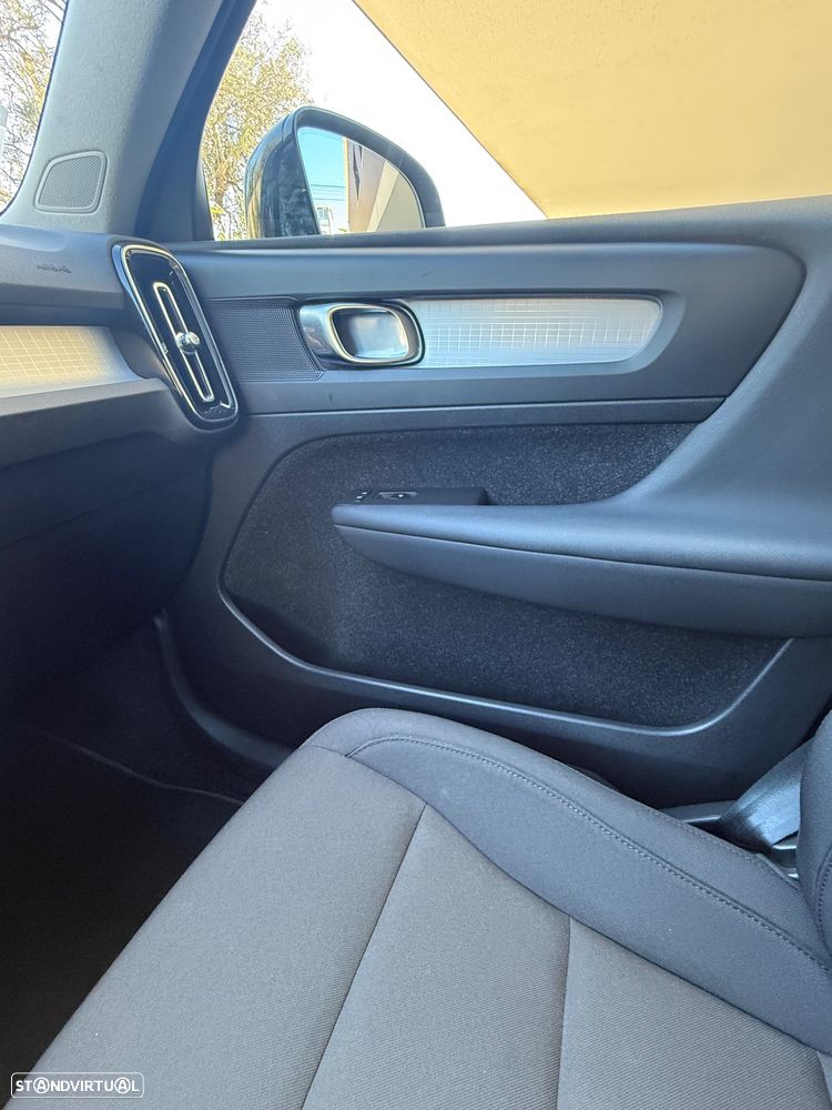 Volvo XC 40 1.5 T5 PHEV Momentum Plus - 8