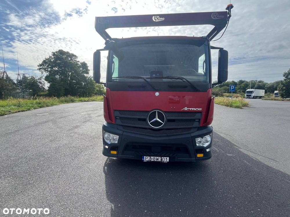 Mercedes-Benz ACTROS - 3