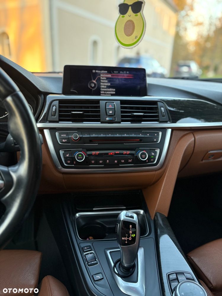BMW Seria 3 330d M Sport EU6 - 7