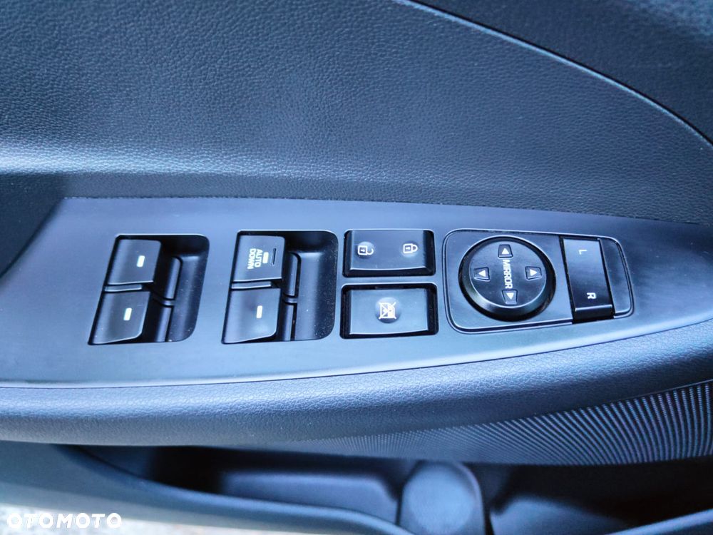 Hyundai Tucson blue 1.6 GDi 2WD Classic - 21