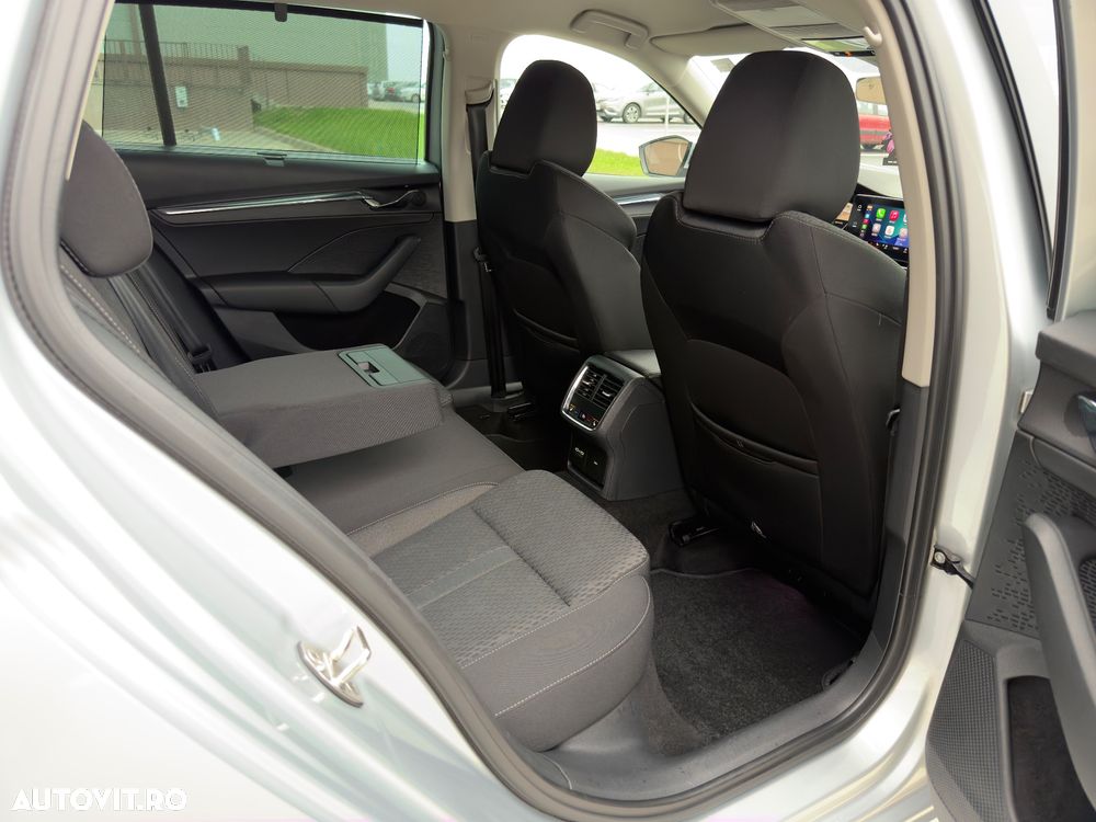 Skoda Octavia 2.0 TDI DSG First Edition - 27