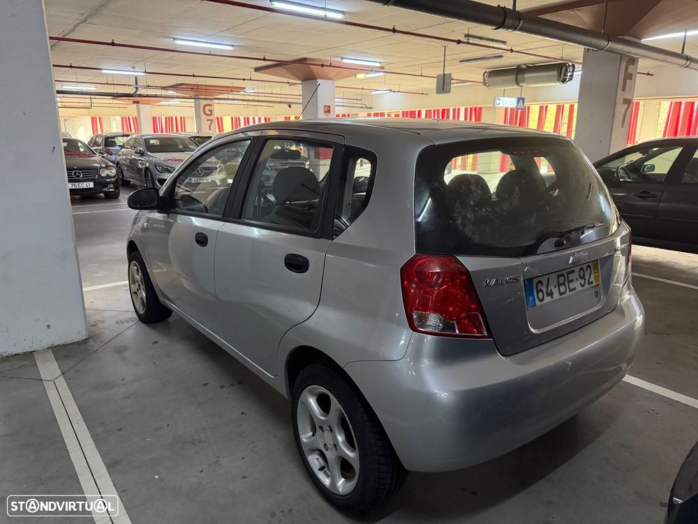 Chevrolet Kalos - 5