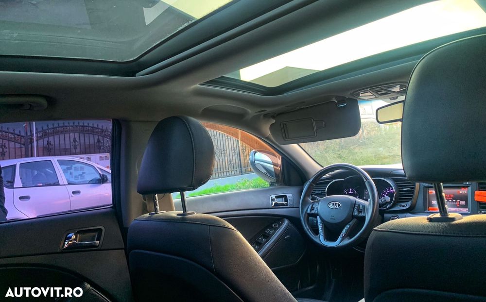 Kia Optima - 12