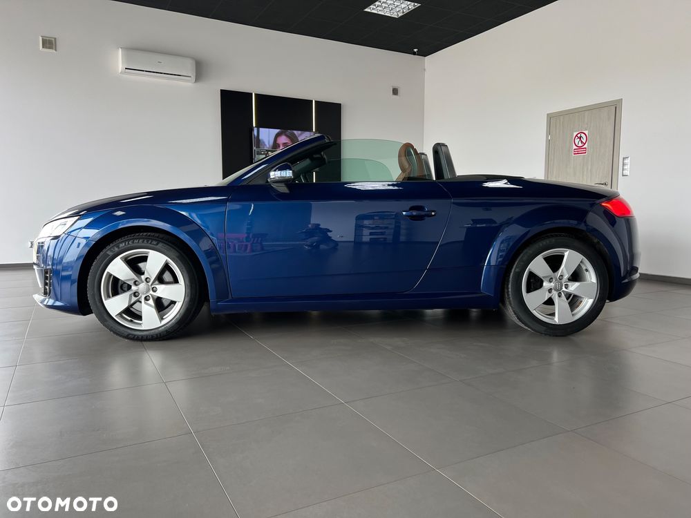 Audi TT Roadster - 2
