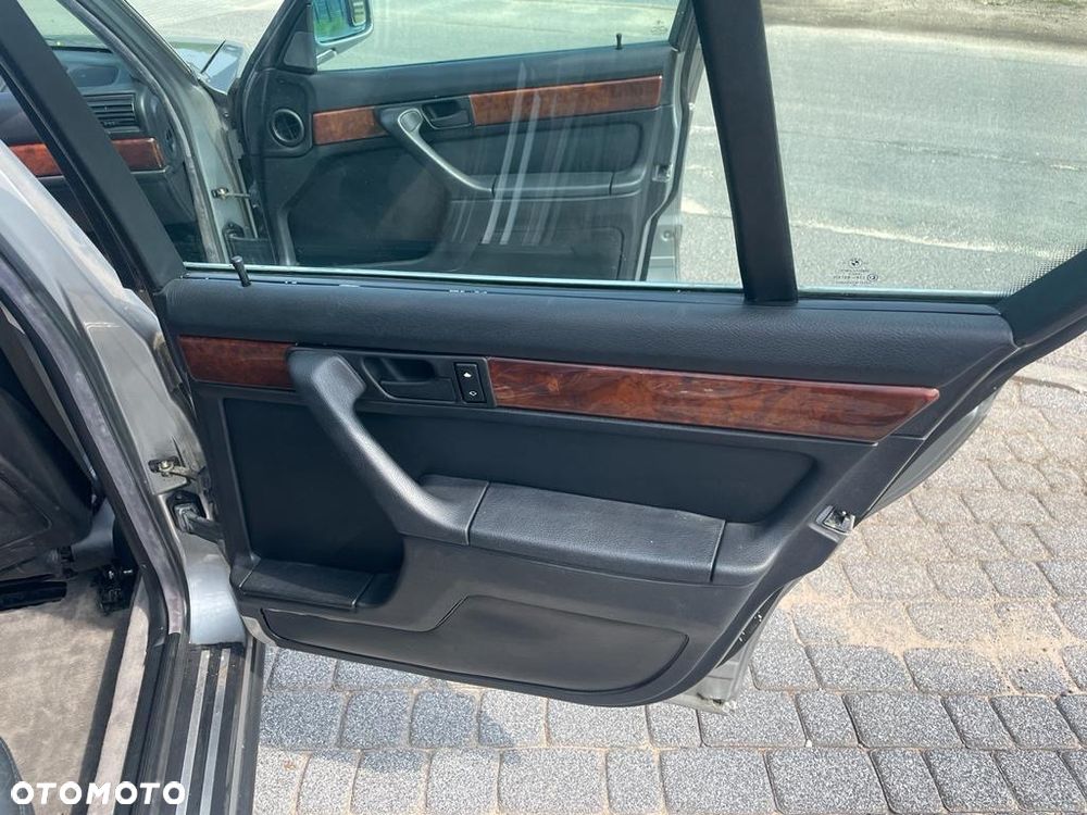 BMW Seria 7 - 20