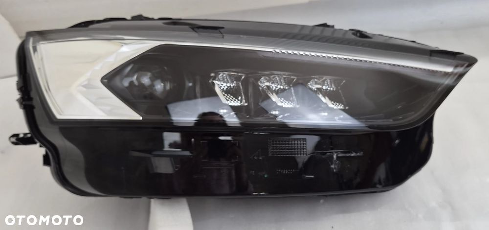 LAMPA PRAWA PRZEDNIA PRZÓD CITROEN DS7 2017- 9831755680 - 1