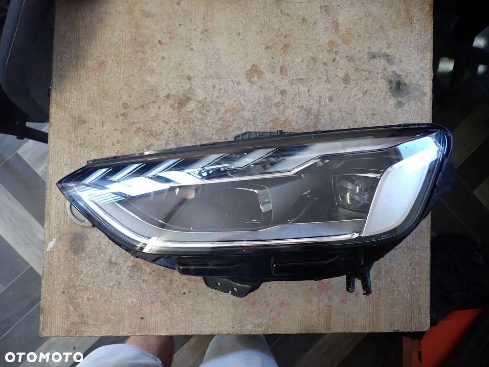 AUDI A4 B9 LIFT LAMPA LEWY PRZÓD EUROPA - 1