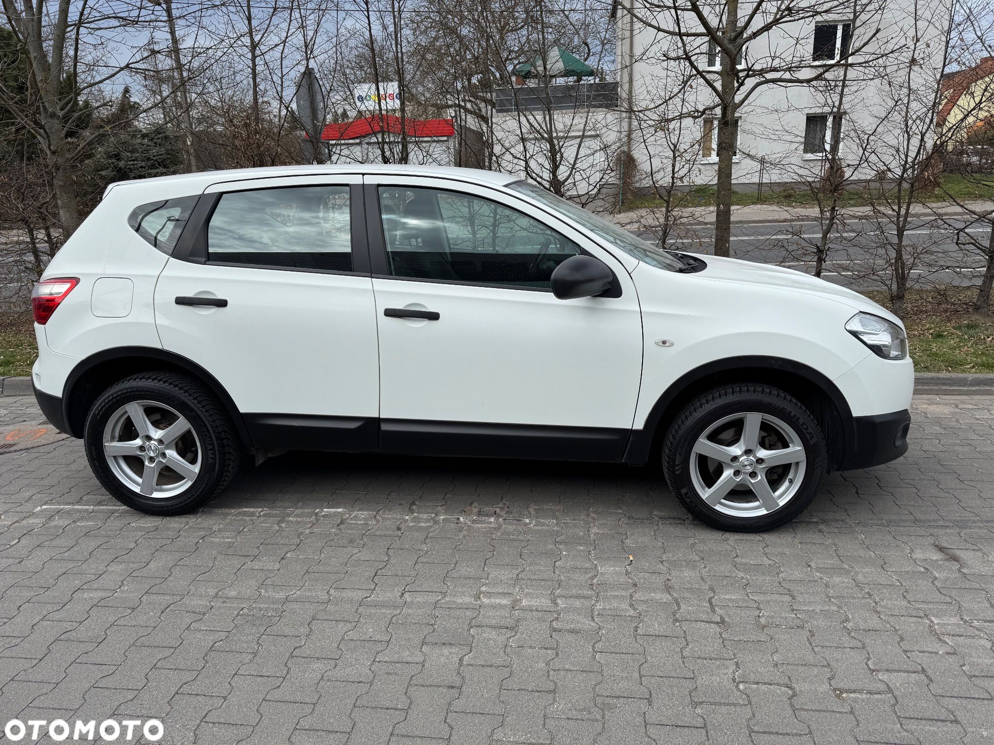 Nissan Qashqai - 1
