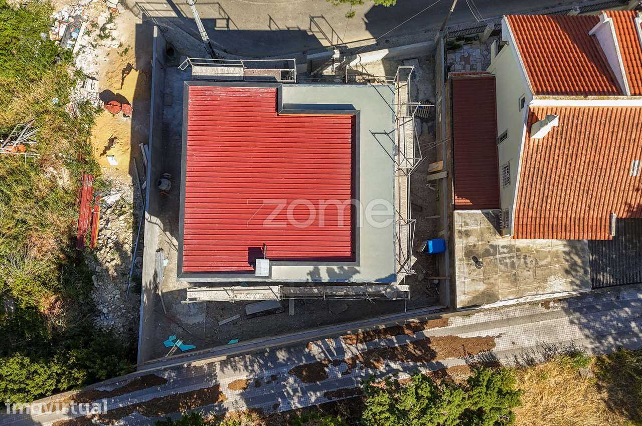 Nova Construção Moradia T4 de 2 pisos na Abóboda - Grande imagem: 5/27