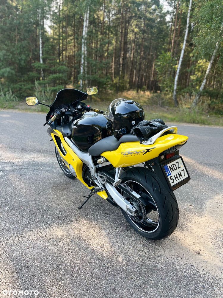 Honda CBR - 4