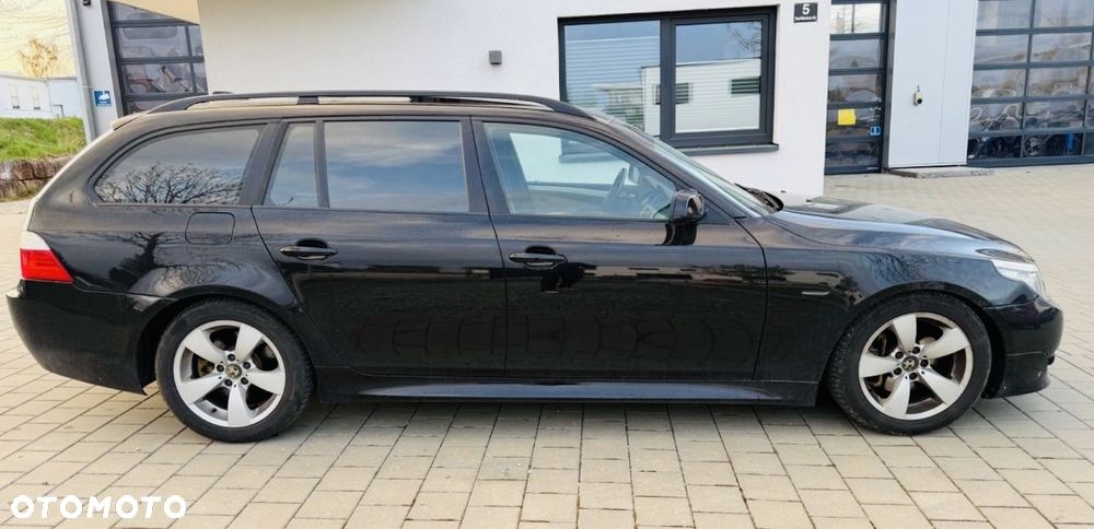 BMW Seria 5 525d Edition Sport - 3