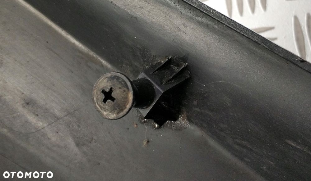 zderzak tył tylny PDC HYUNDAI I20 II 3D 3-drzwiowy COUPE 2014- - 15