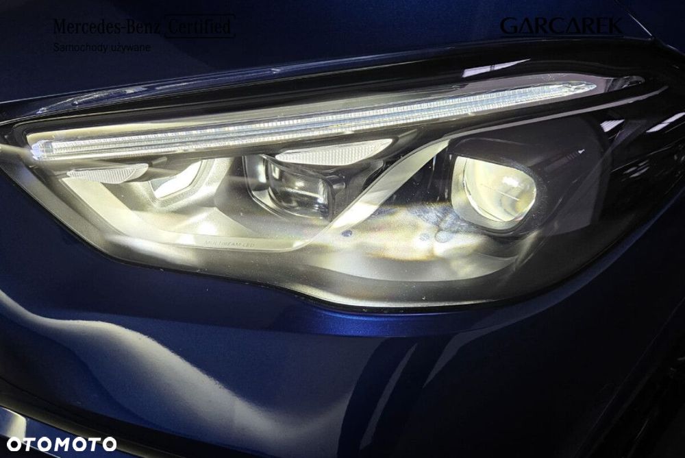 Mercedes-Benz GLA - 13