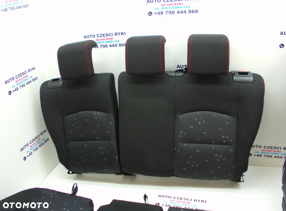 Mazda 2 3D Fotele komplet przód tył - 3