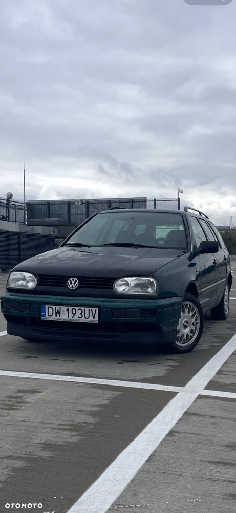 Volkswagen Golf 1.9 CL TDI - 1