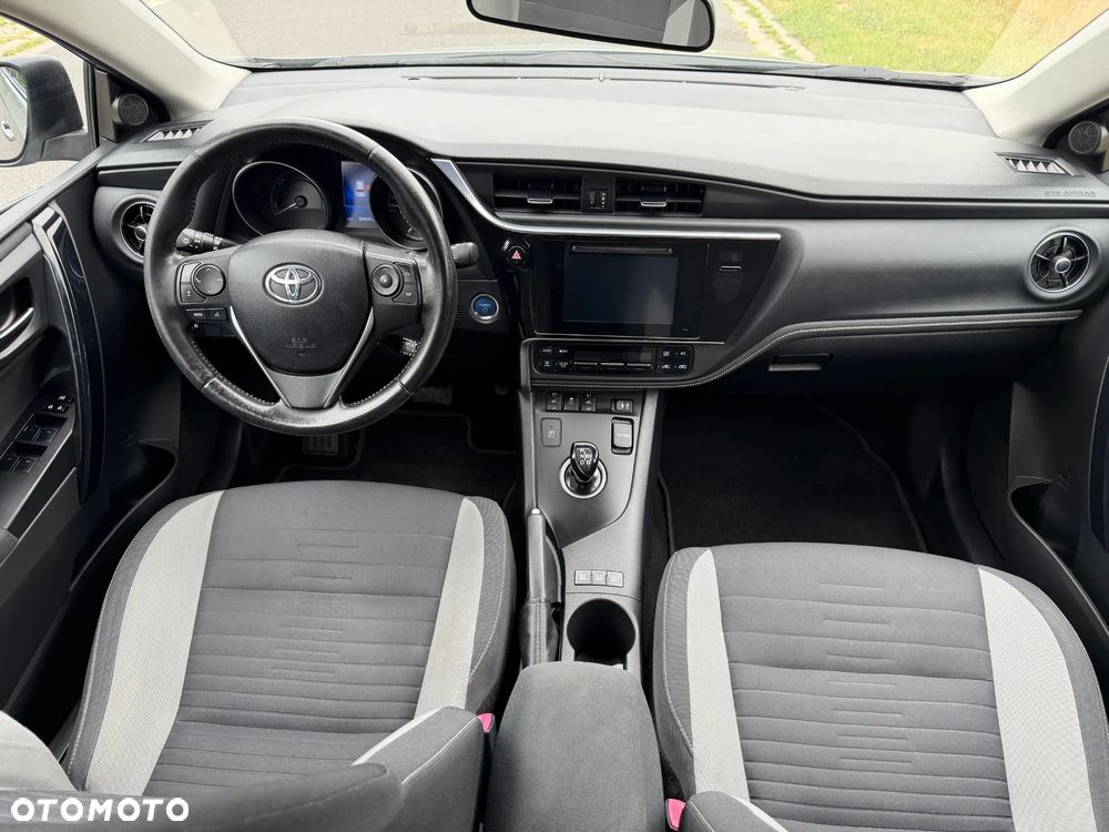 Toyota Auris 1.8 HSD Prestige NAVI - 5