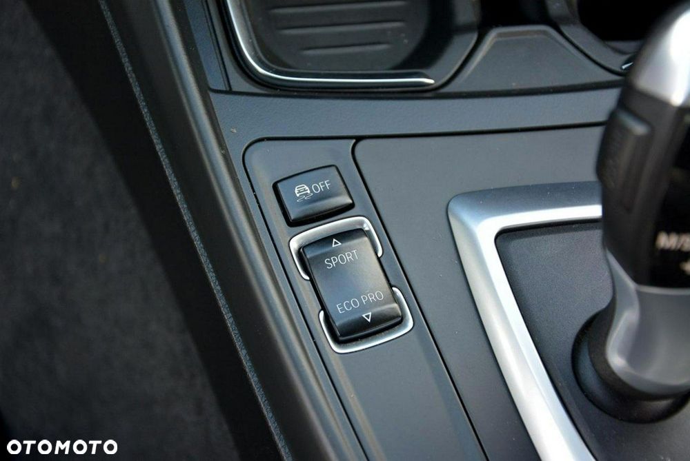 BMW Seria 1 125i Sport-Aut Urban Line - 28