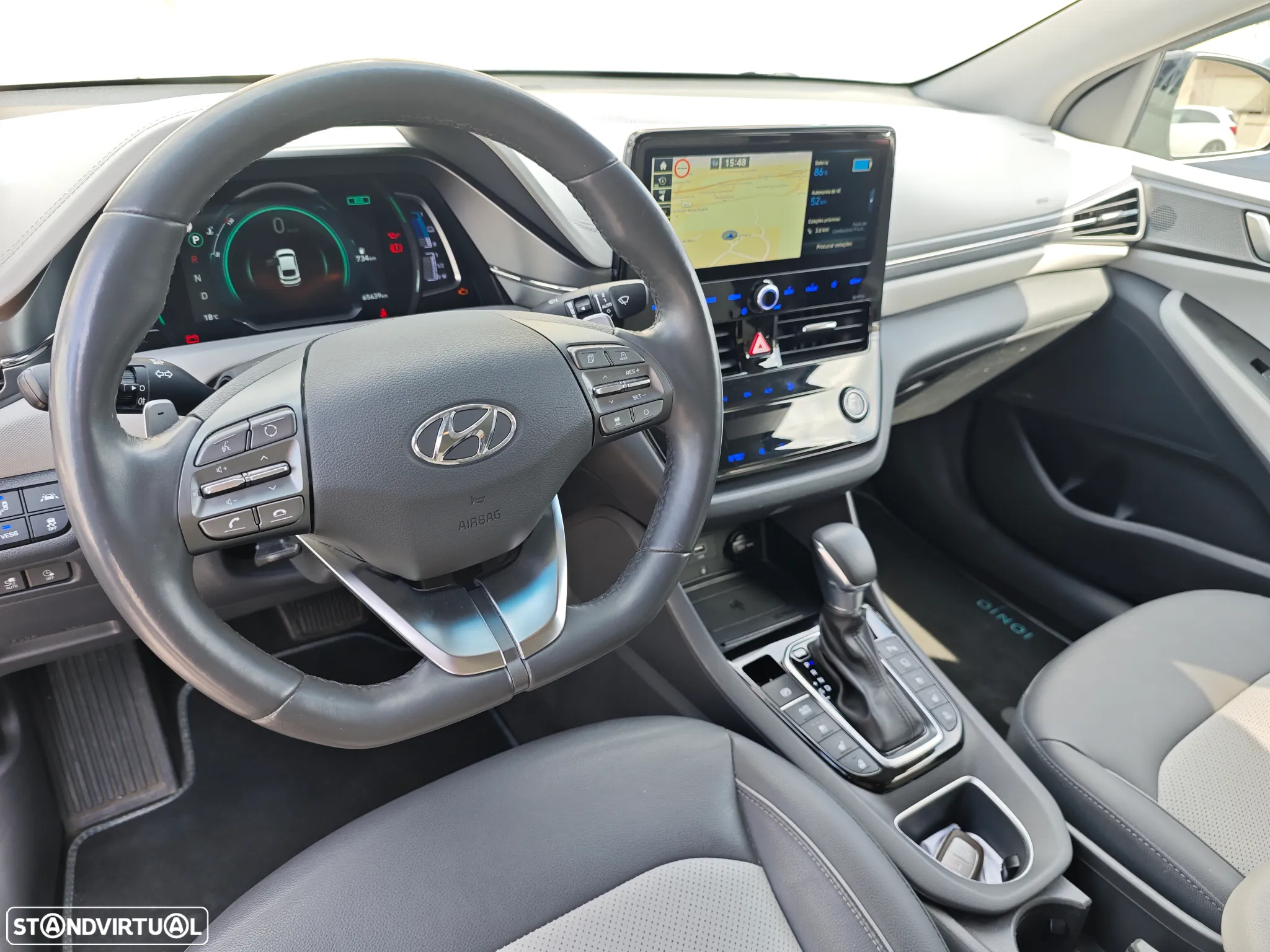 Hyundai Ioniq 1.6 GDI HEV Pack Plus - 35