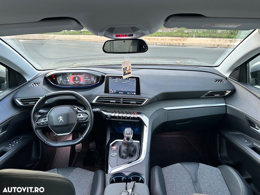 Peugeot 3008 PureTech 130 Stop & Start GPF Allure - 10