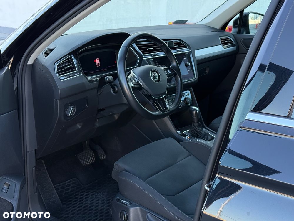 Volkswagen Tiguan - 8