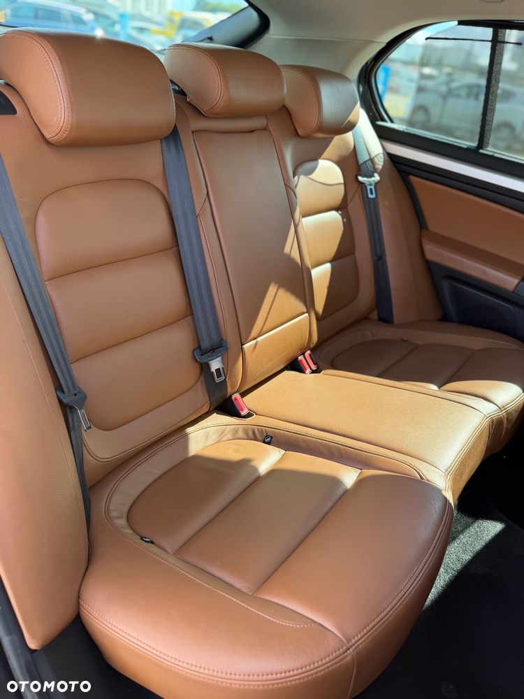 Skoda Superb 1.8 TSI DSG Exclusive - 9